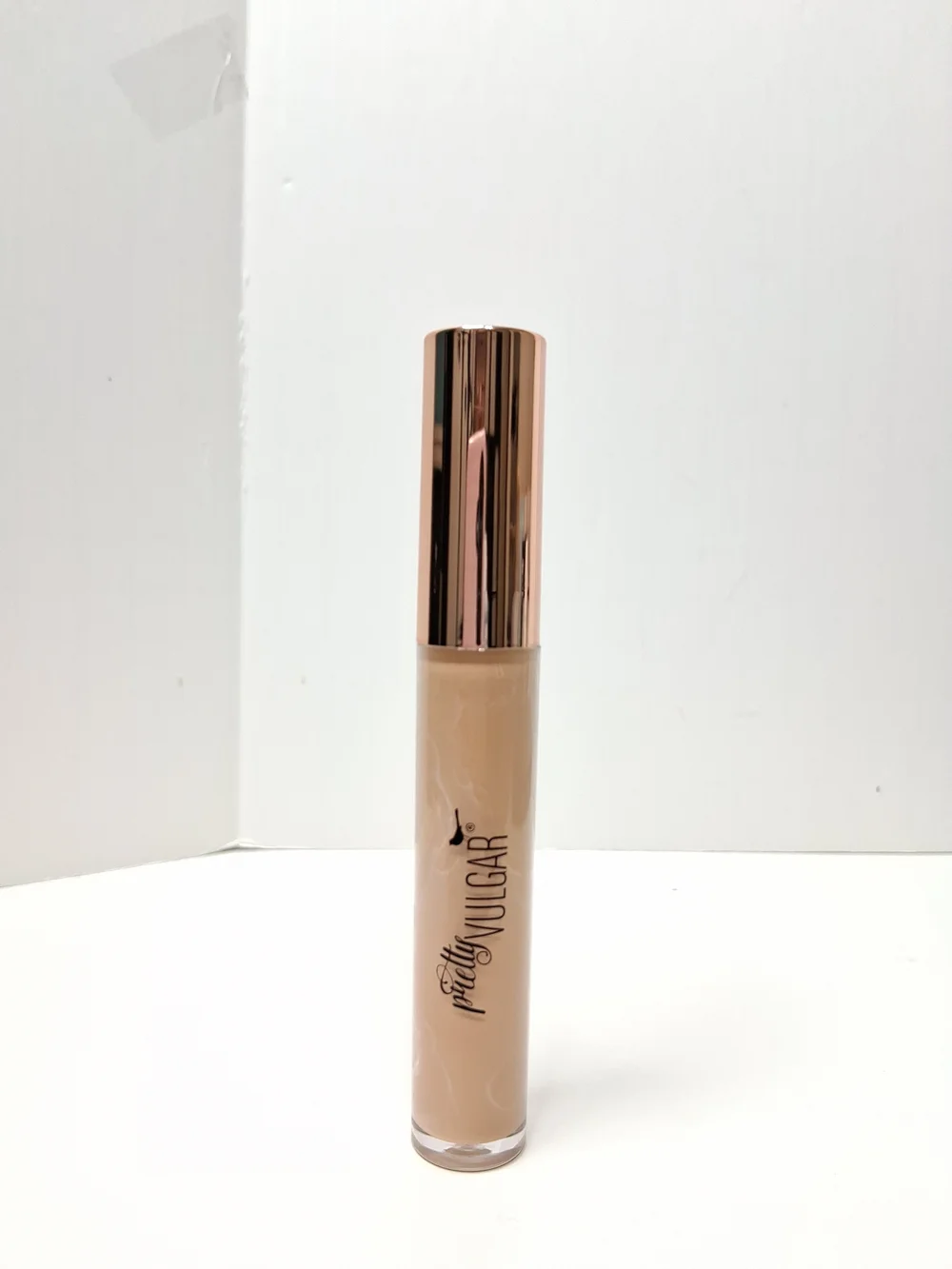 Pretty Vulgar Radiant Liquid Concealer - Under Cover 63- The Middle Ground